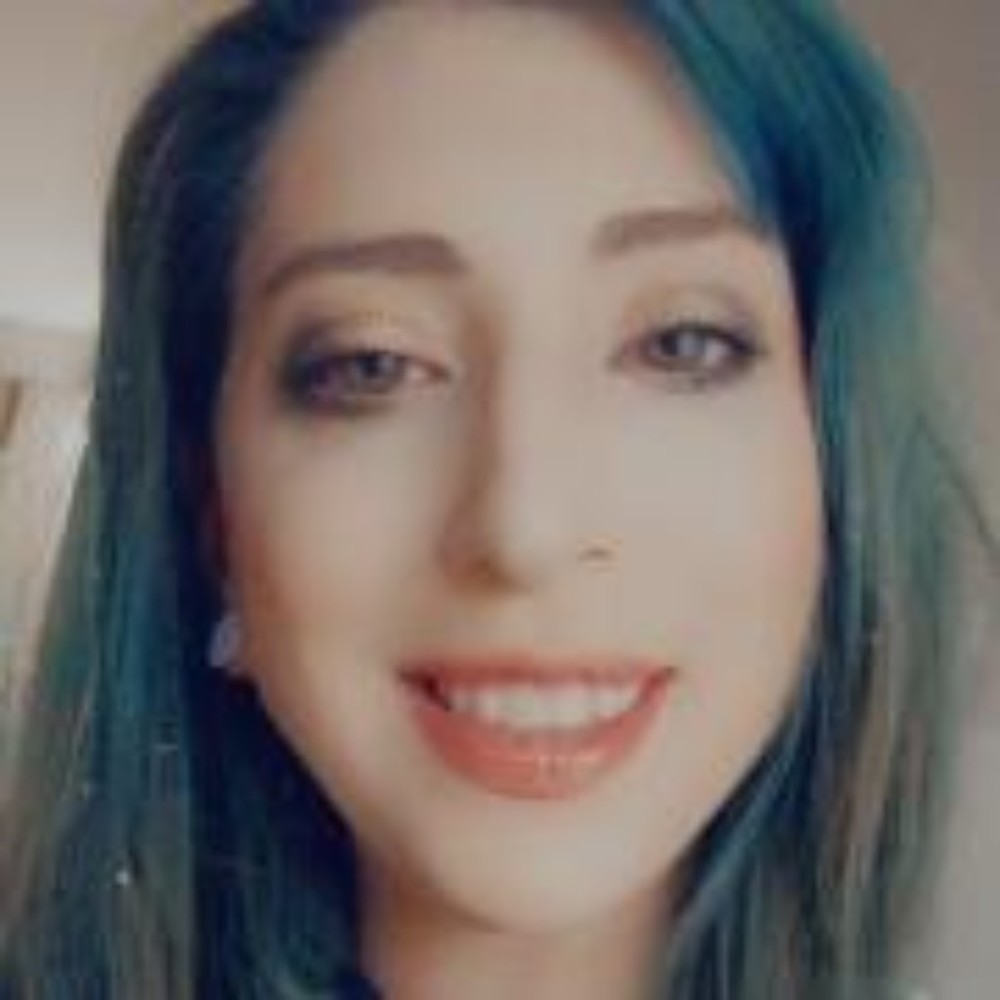 Meet your Posher, Ella